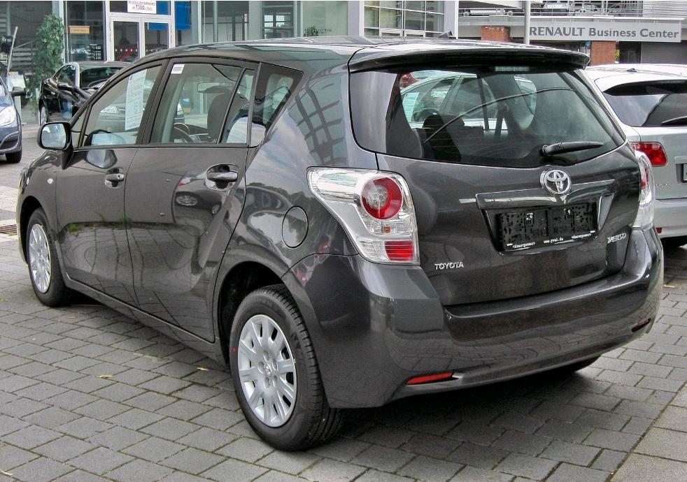 Abbildung des Autos Suche Toyota Auris, Vers…