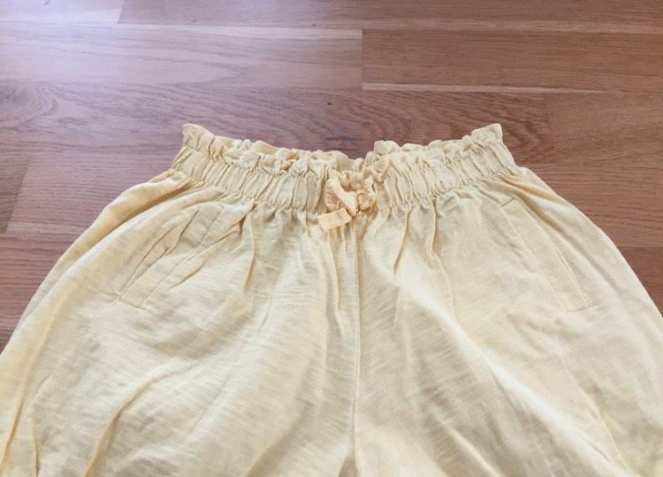 Vertbaudet Hose/Shorts Gr. 146-152 Neu in Berlin