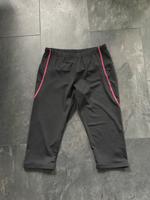 Sport 3/4 Leggings Gr. M 40-42 schwarz pinkfarbene Nähten Crivit Hessen - Hünfeld Vorschau