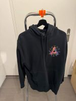 Palace Hoodie Zodigac Größe S Berlin - Reinickendorf Vorschau