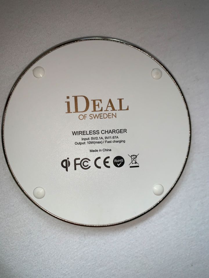 Wireless Charger in Niedernberg