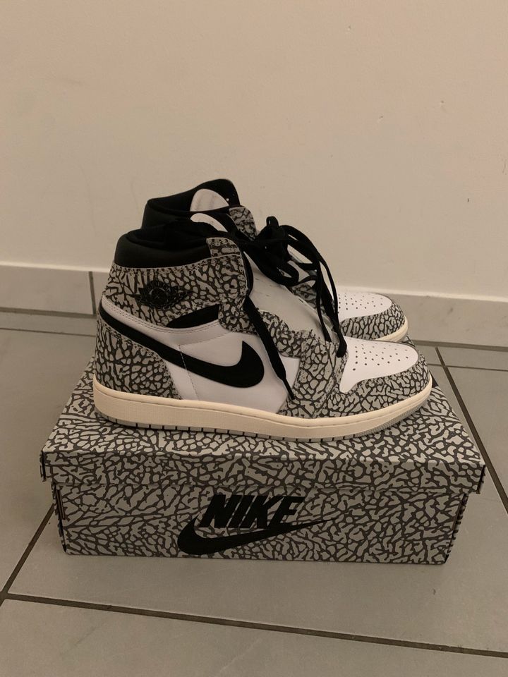 Nike I Air Jordan 1 Retro High OG I White Cement I 44,5 I NEU in Bielefeld