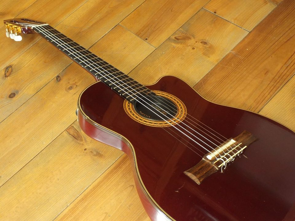 Gibson Chet Atkins CE Nylon Winered 1998 in Werl