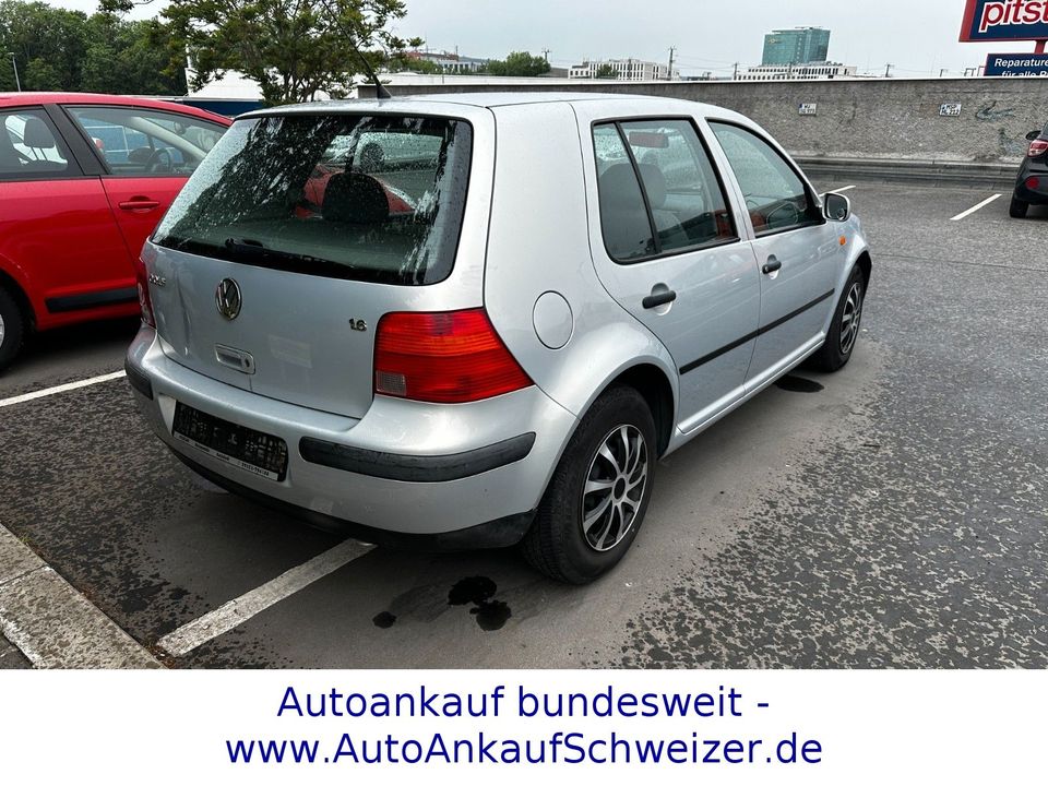 Volkswagen Golf 4 1.6*SCHECKHEFT*HU 02/26*8 FACH in Würzburg