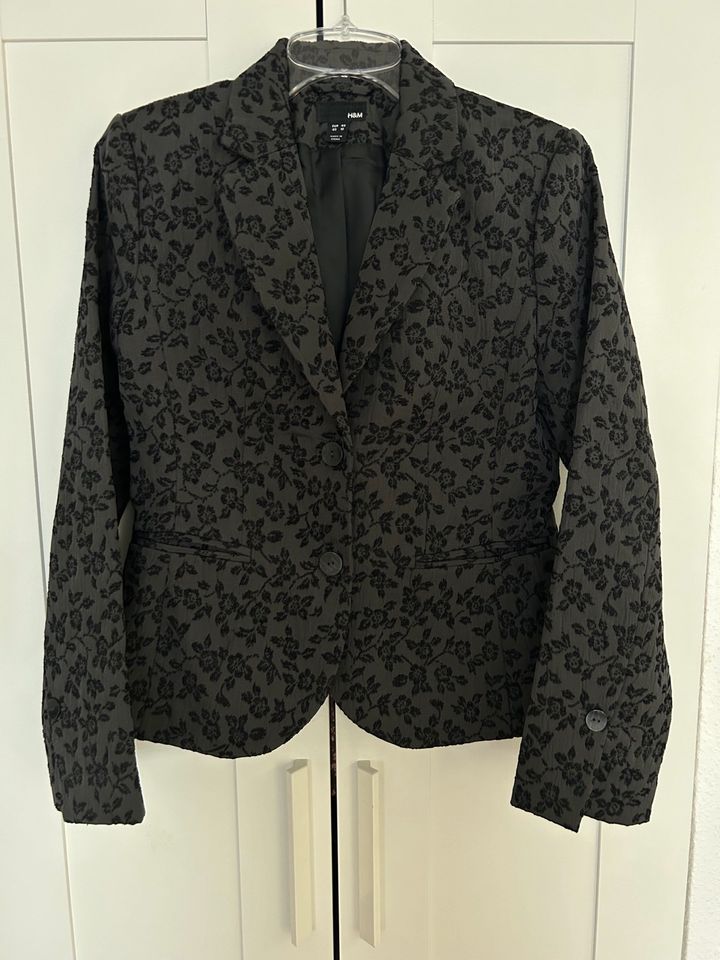 H&M Blazer Jacke NEU Gr 40 in Worms