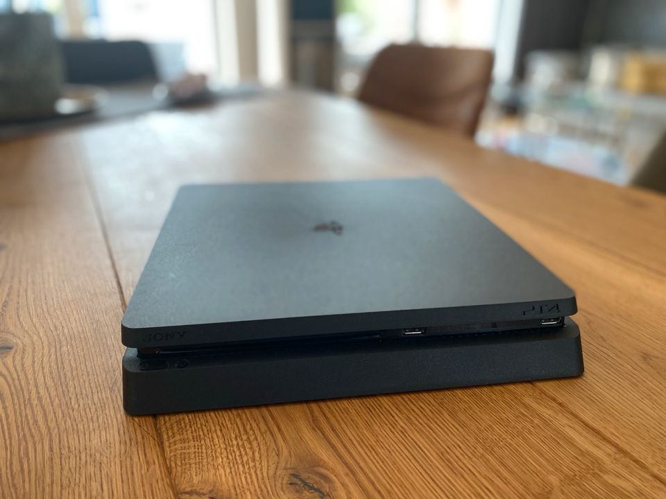 Ps4 Slim Set / Playstation 4, 500gb Speicherplatz in Viersen