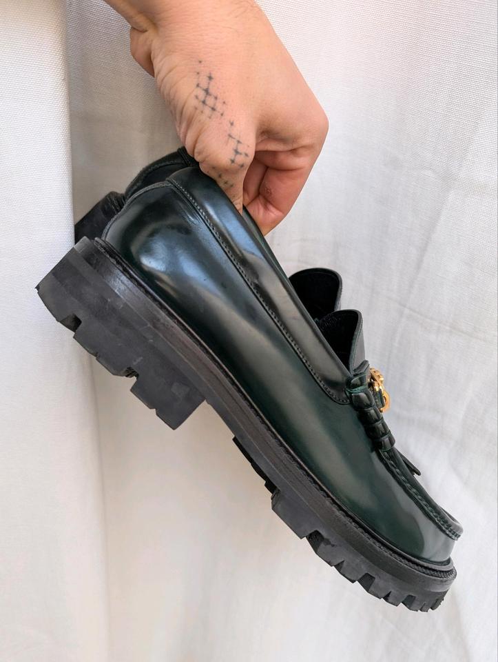 Celine Triomphe Chain Clogs Loafers Leather Green Size 41 in Berlin