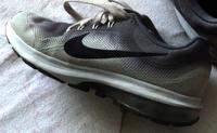 NIKE Sneaker Gr. 38 grau Niedersachsen - Brake (Unterweser) Vorschau