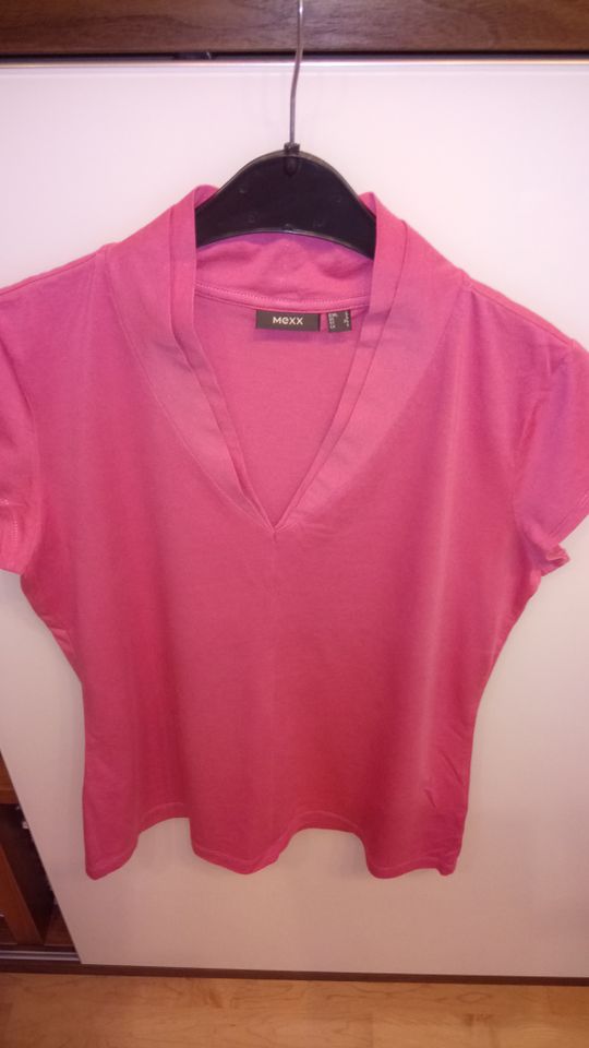 Shirt Kurzarm v. Mexx, wie NEU, Gr. L, pink bzw. dkl. rose in Ortenburg