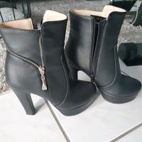 Neu!! Plateau Stiefeletten, Gr. 37, schwarz Bayern - Kleinostheim Vorschau