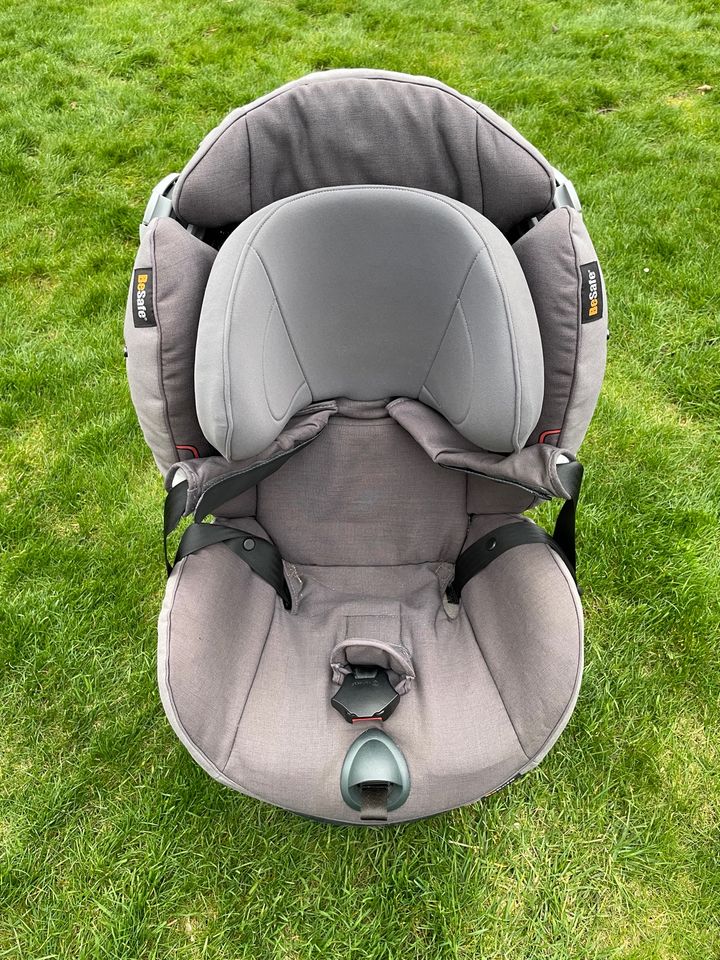 BeSafe iZi Comfort X3 Auto- / Kindersitz grau in Bornheim