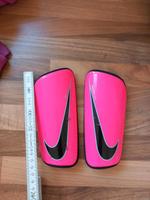 Schienenbeinschoner pink Nike Nordrhein-Westfalen - Brilon Vorschau