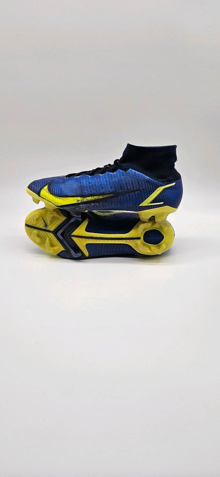 Nike Mercurial Superfly 8 Elite FG 44 in Langenhagen