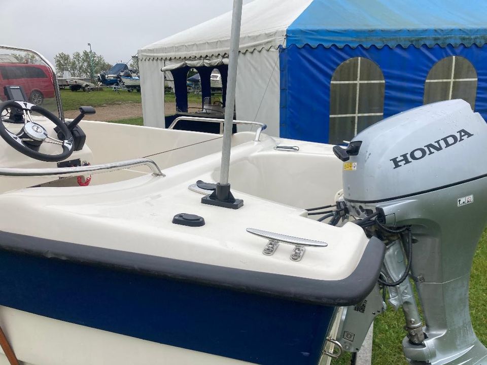 Konsolen - Boot SIL 500 mit Motor und Trailer - Winterangebot in Züsedom