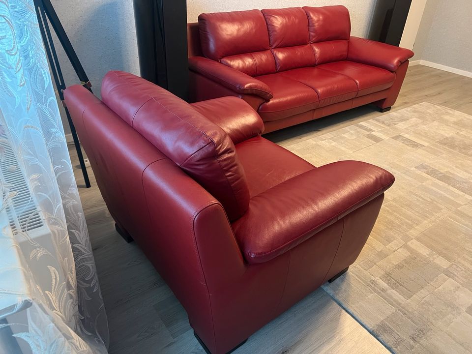 Leder Sofa + Sessel Top Zustand nur diese Woche 400€ in Lübeck