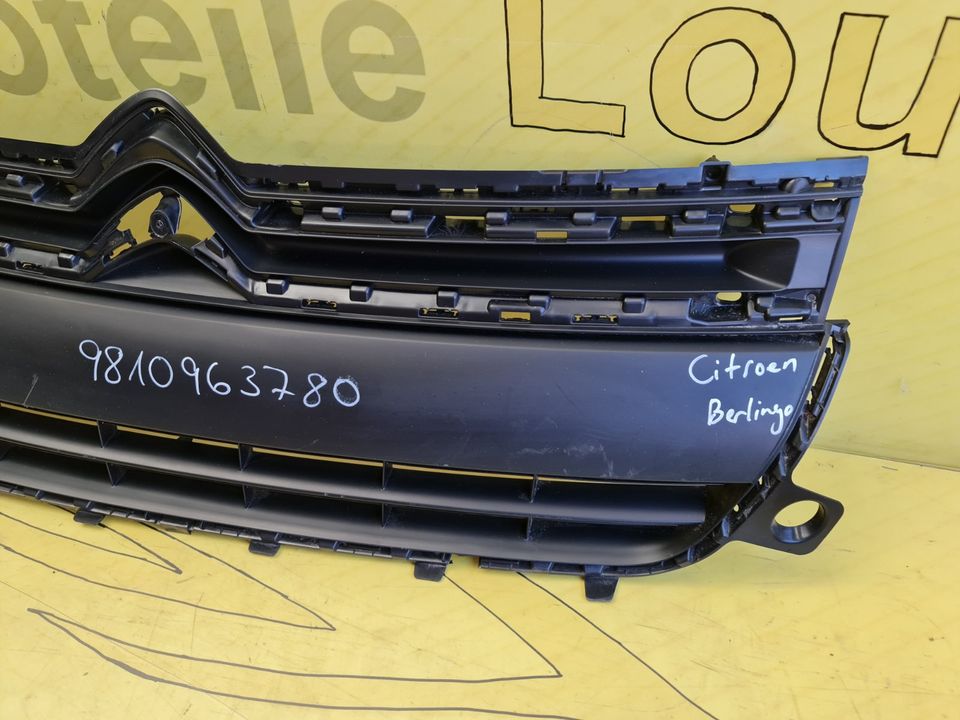 Citroen Berlingo III Kühlergrill Grill Original 9810963780 ✅ in Essen