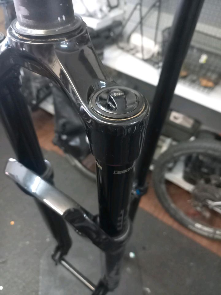 Rockshox Pike Ultimate rc2 27,5  140mm boost, tapered in Oldenburg