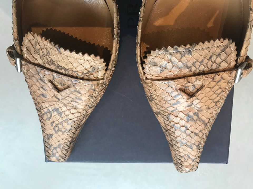 Prada Schuhe Damen in Essen