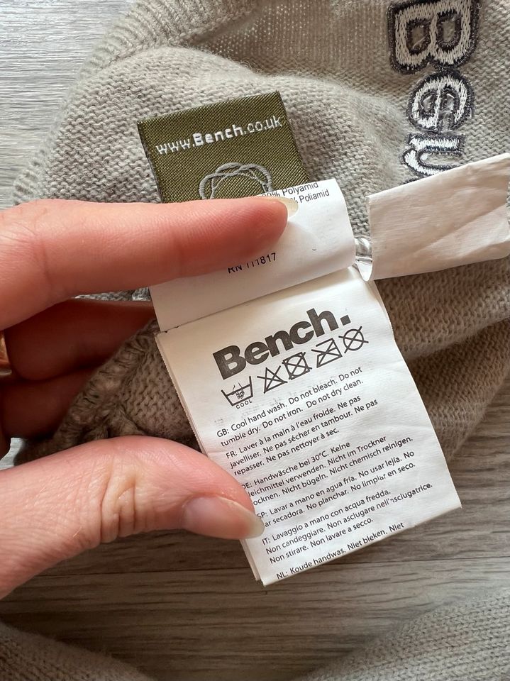 Set Mütze und Schal von Bench Lambswool in Krefeld