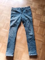 Pull and Bear Jeans Größe USA 36 Nordrhein-Westfalen - Bergisch Gladbach Vorschau