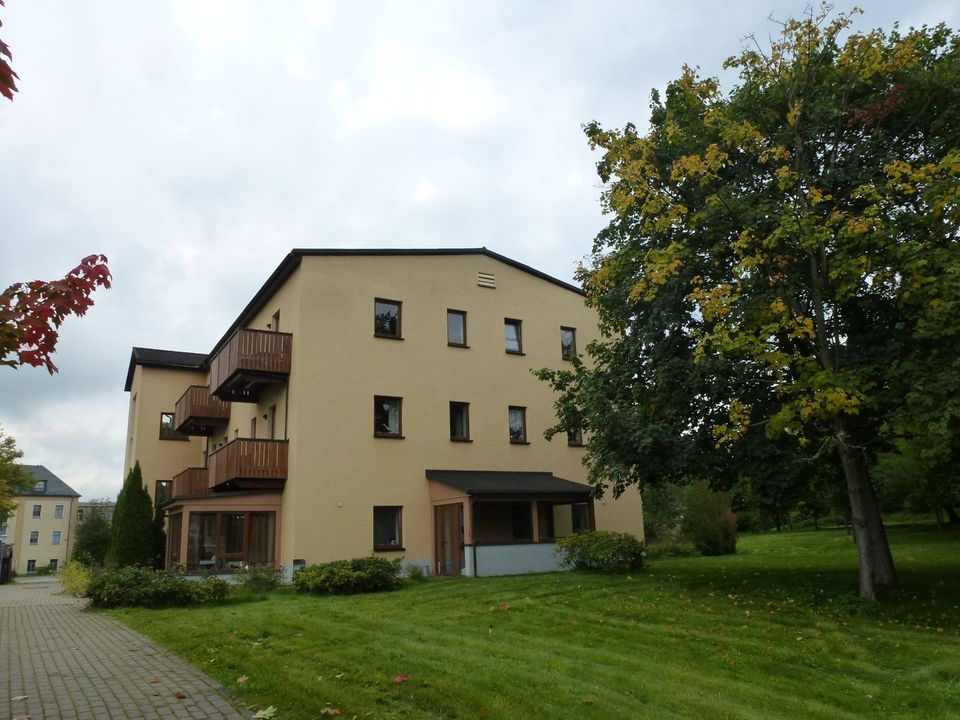 TOP-2-Raum-Wohnung 74 qm mit Balkon in Grünhain-Beierfeld 