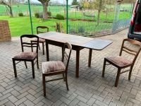 Uromas Esszimmertisch mit 4 Stühlen Niedersachsen - Arholzen Vorschau