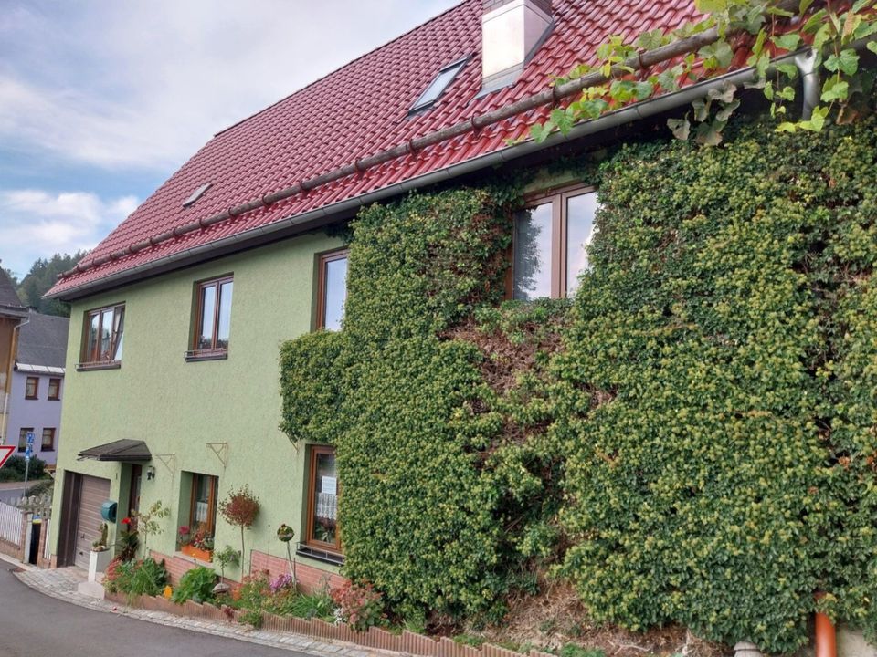 Großzügiges Einfamilienhaus mit separater Einliegerwohnung - ideal für Familien/ flexible Wohnoption in Möhrenbach