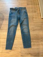Mac Jeans Damen fringe slim Größe 38/27 Nordrhein-Westfalen - Ibbenbüren Vorschau
