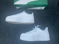 Puma Mayze Classic Größe 41 white gebraucht Niedersachsen - Bovenden Vorschau