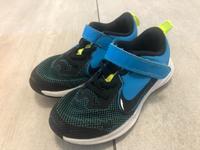 Sneaker NIKE in Gr. 29,5 / guter Zustand Bayern - Obertraubling Vorschau