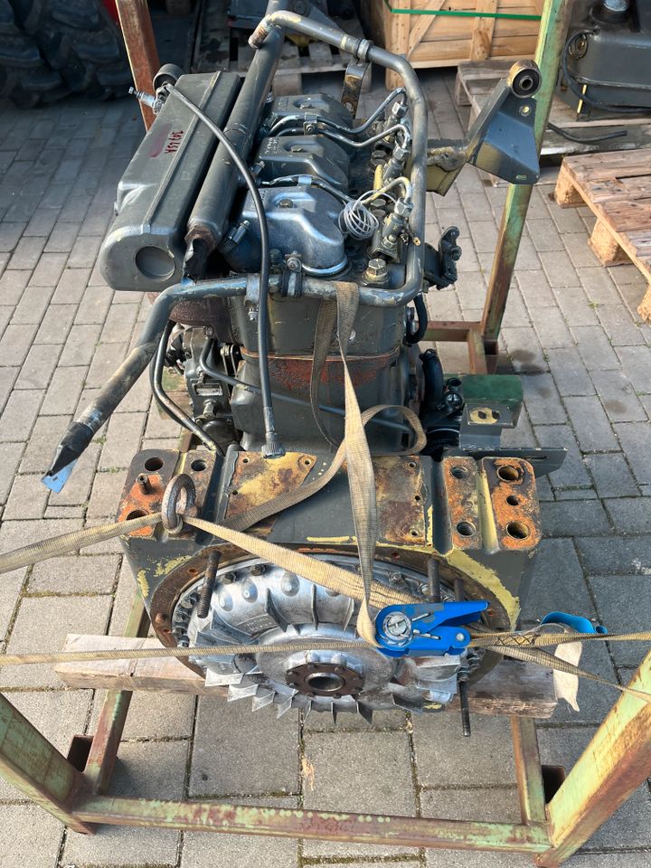 MWM 3 Zylinder Turbo Motor Fendt 307 Lsa Getriebe 40kmh Achse in Auetal
