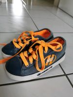 Heelys x2 Jeans 31 Rollschuhe Nordrhein-Westfalen - Sankt Augustin Vorschau