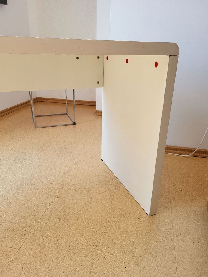 weisser Lack Tisch Ikea MALM Schminktisch FriseurTisch  Schreibtisch  Büro Tisch in Nürnberg (Mittelfr)