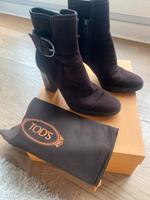 Tods Stiefel Gr.38 Wildleder braun Wandsbek - Hamburg Wellingsbüttel Vorschau