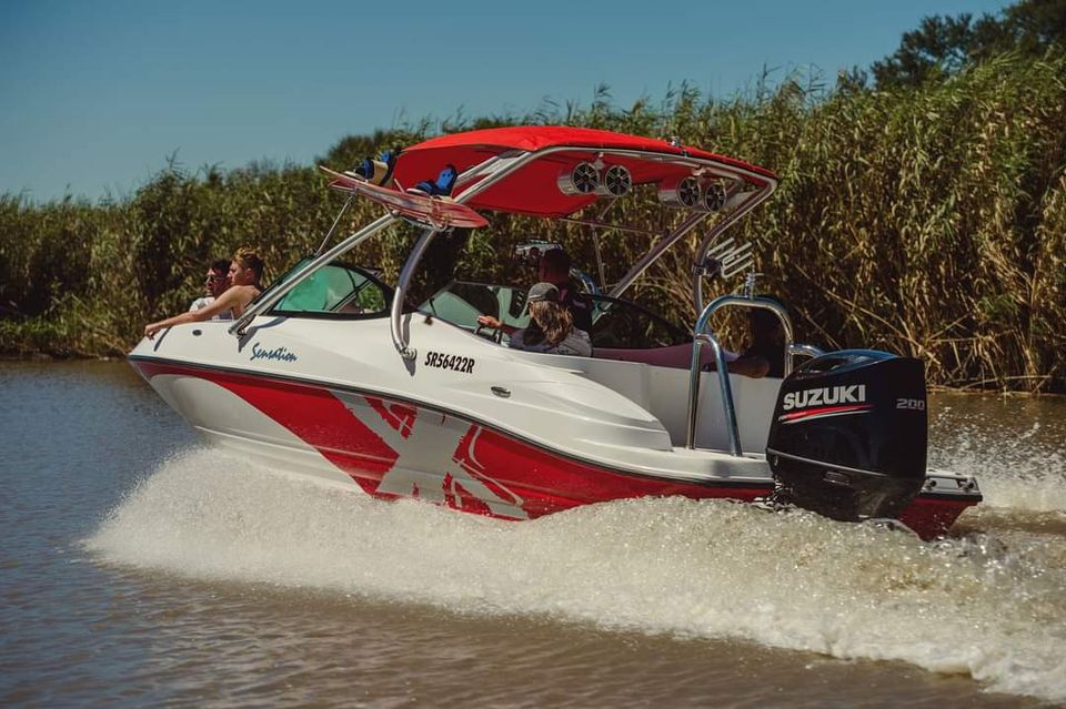 Sportboot Sensation SX 230 mit Yamaha 300PS Außenbordmotor in Neustadt am Rübenberge