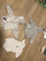 Baby Erstausstattung „Starter Set“ Kleidung Bettchen Fläschchen Nordrhein-Westfalen - Ascheberg Vorschau