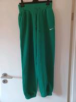 nike Trainingshose, grün Größe S , Bayern - Wasserburg am Inn Vorschau