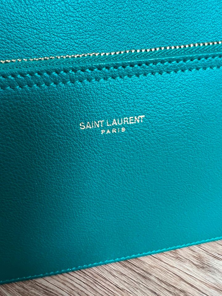 YSL CLUTCH POUCH VON SHOPPER BAG PETROL SAINT LAURENT in Oerlinghausen