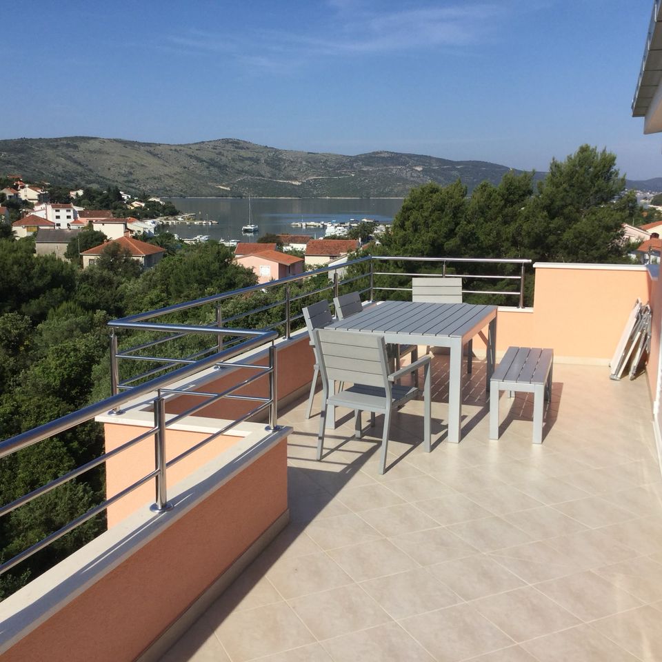 Apartment Kroatien Split Trogir TOP Meerblick Klima in Lasbek