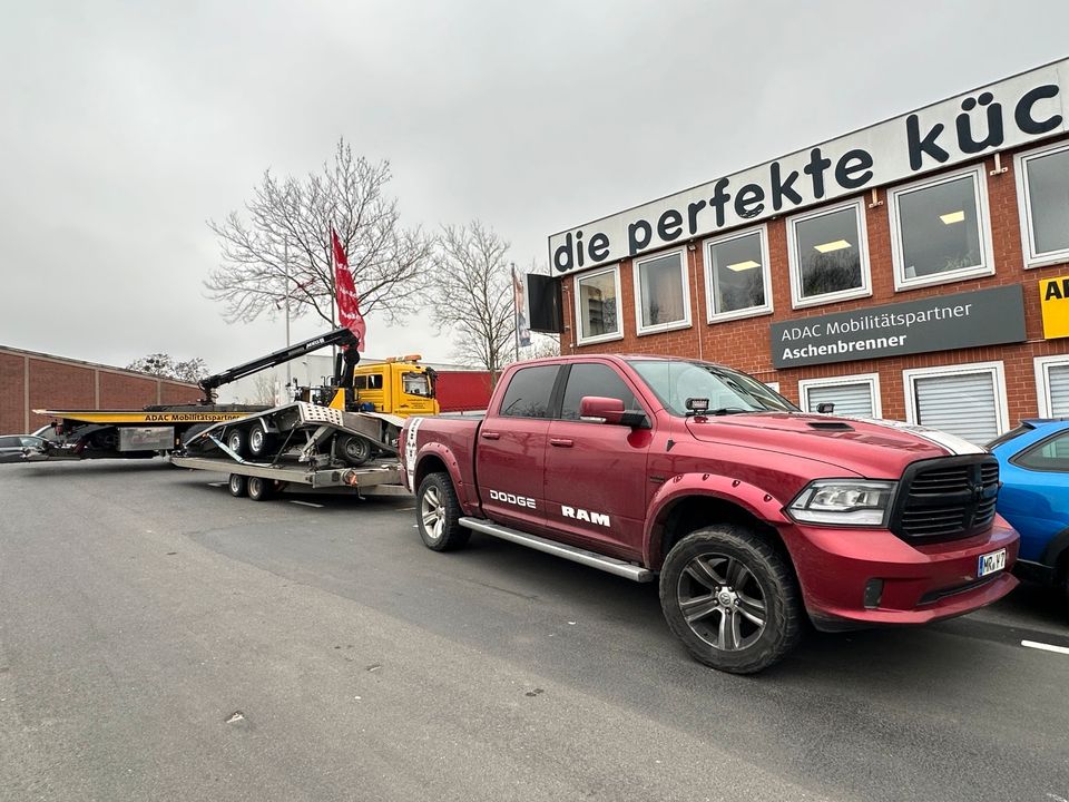 Transport Verleih Vermietung Abschlepp Unfall Auto LKW Bagger in Stadtallendorf