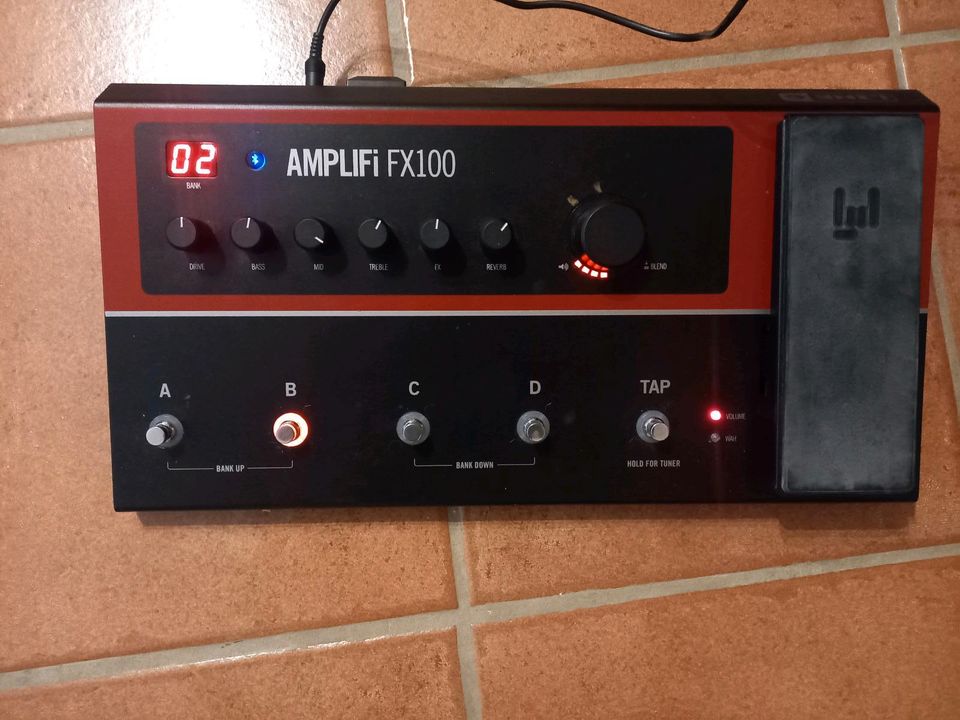 Line 6 Amplifi FX 100 ohne Case in Sinzheim