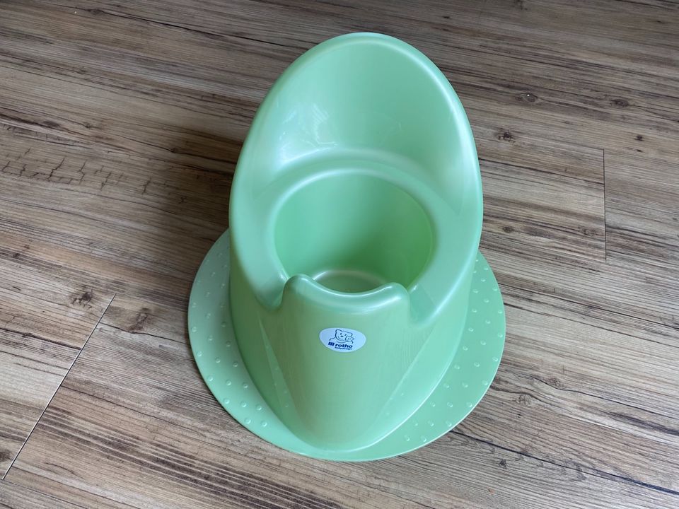 Töpfchen von Rotho Toilettensitz Kinder NEU in Barum