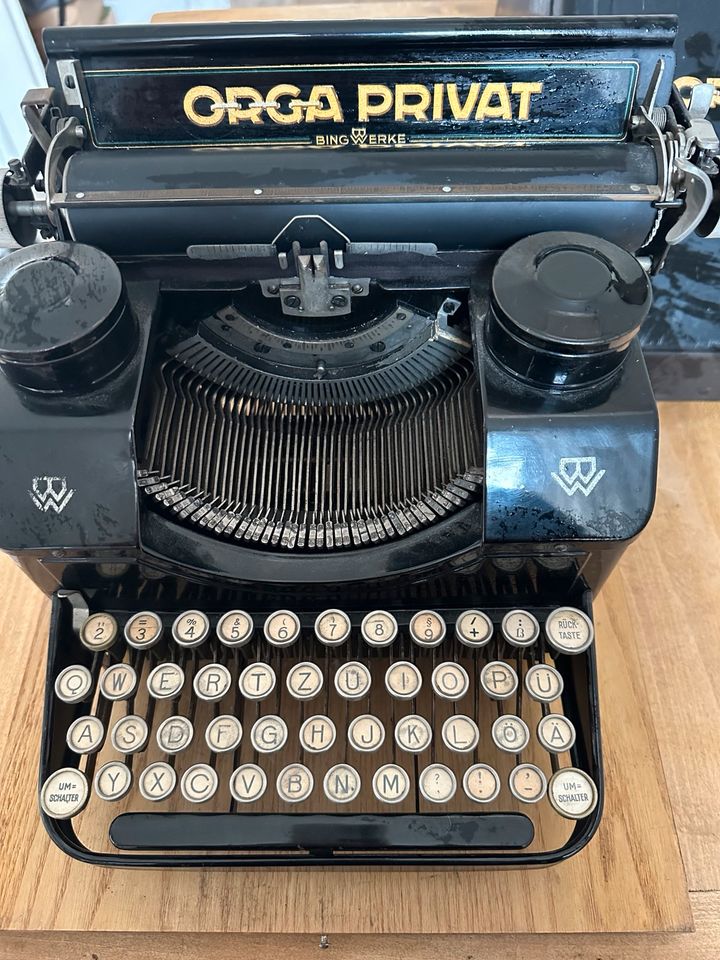 Schreibmaschine ORGA PRIVAT Bing Werke 1920 mit Haube in Dresden
