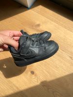 Nike Schuhe schwarz 23,5 Mecklenburg-Vorpommern - Lubmin Vorschau