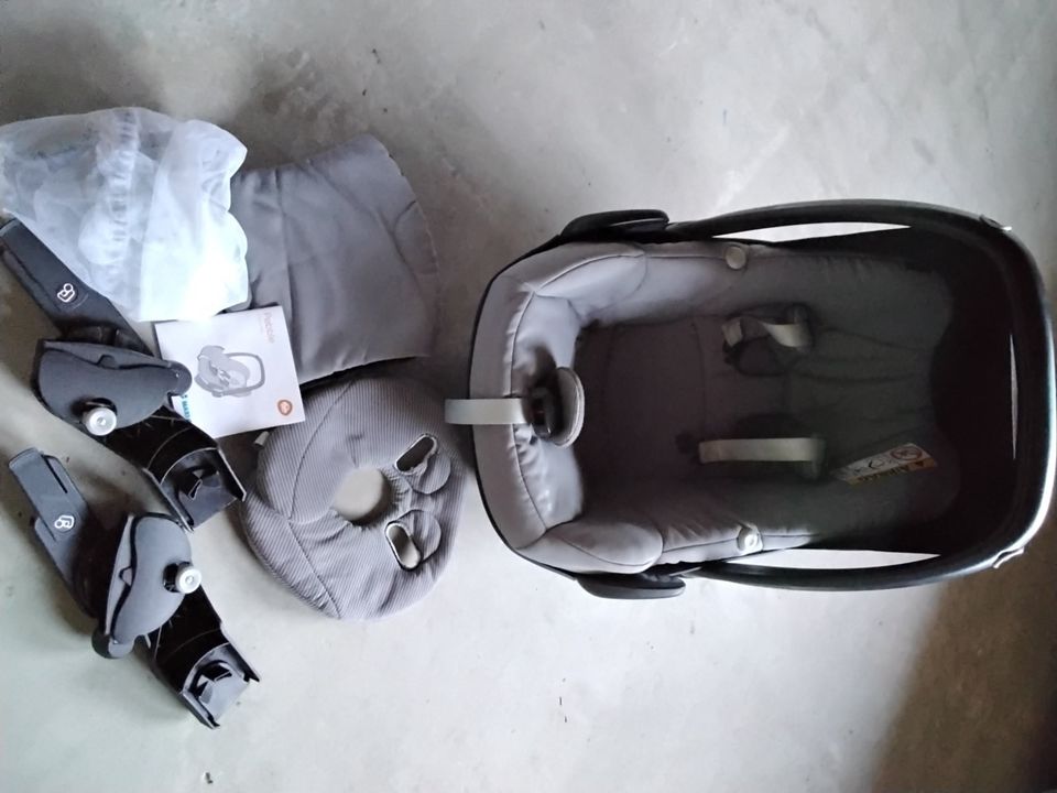 Kinderwagen Set Mura plus von maxi cosi pebbel in Poppenhausen