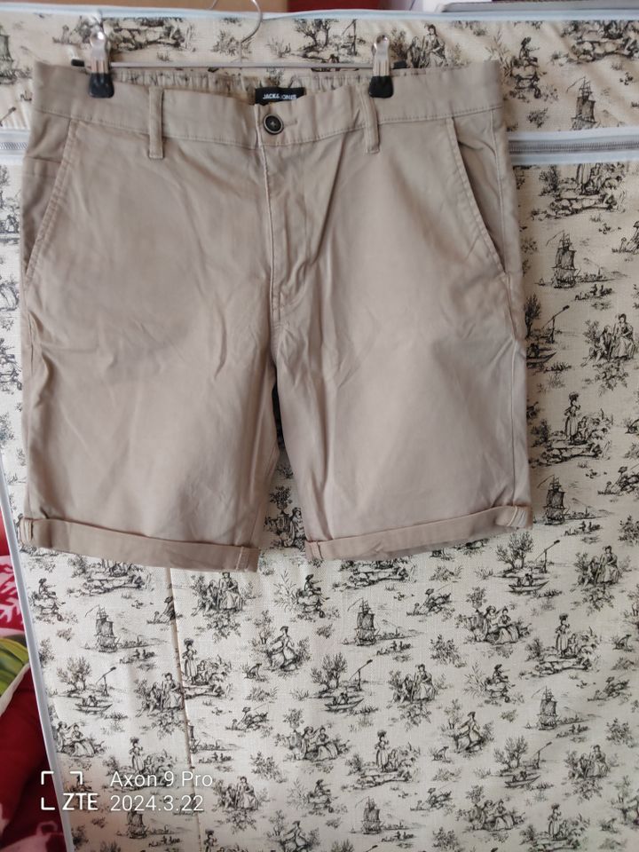 Herren-Shorts - Jack & Jones - Gr. M  regular - beige in Augsburg