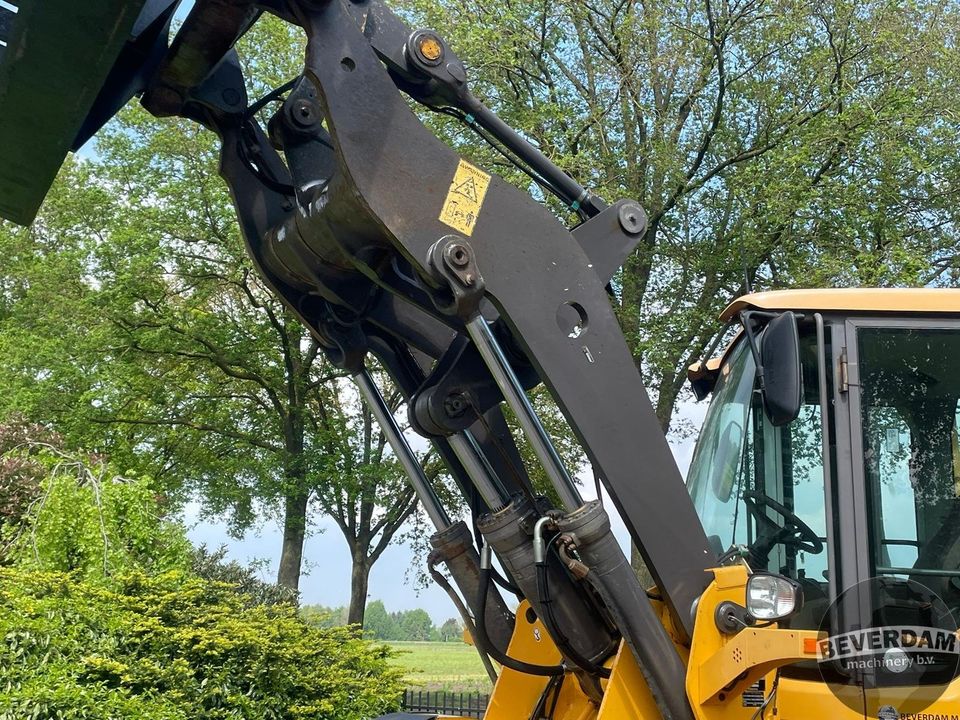 Volvo L90F Radlader in Uelsen