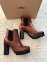 Tommy Jeans Stiefeletten „neu“ Hessen - Langen (Hessen) Vorschau