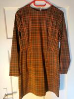 Kleid H&M Gr. 44, wie neu Niedersachsen - Hillerse Vorschau