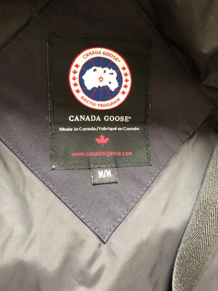 canada goose daunenjacke damen in Hamburg